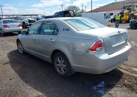 2008 Ford Fusion S из США, поврежденный, VIN 3FAHP06Z28R271521